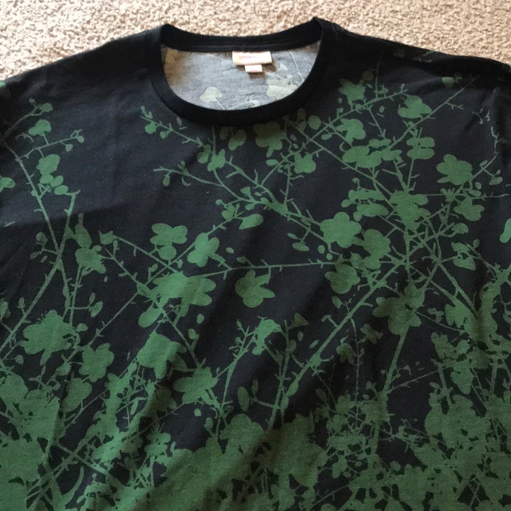 LuLaRoe men’s Hudson Small.